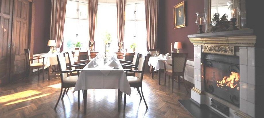 Gutshaus Kubbelkow Kaminzimmer header