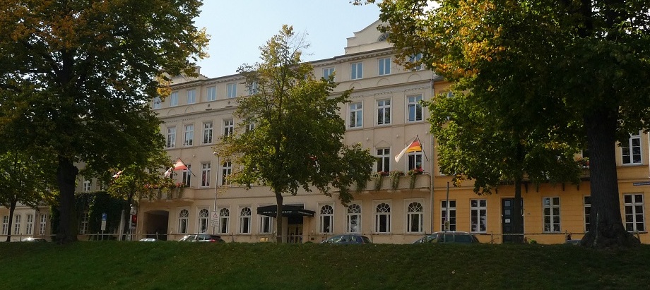 Hotel Niederländischer Hof header