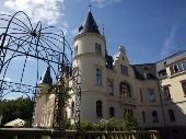 3 Schlosshotel Ralswiek aussen