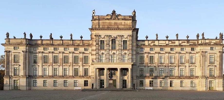 Ludwigsluster Schloss header
