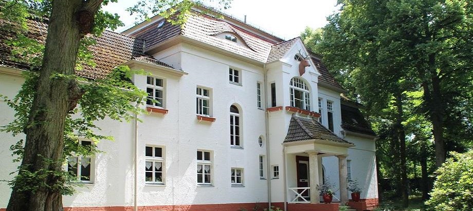 Villa am Stechlin header